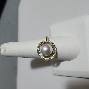 Brand New Sterling Silver 925 Round Pearl  Ring